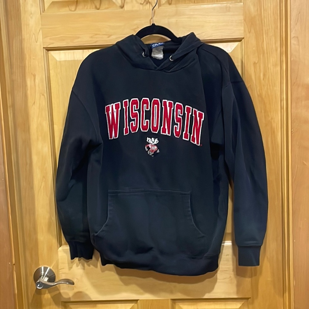 Old varsity Wisconsin Badger black sweatshirt size M